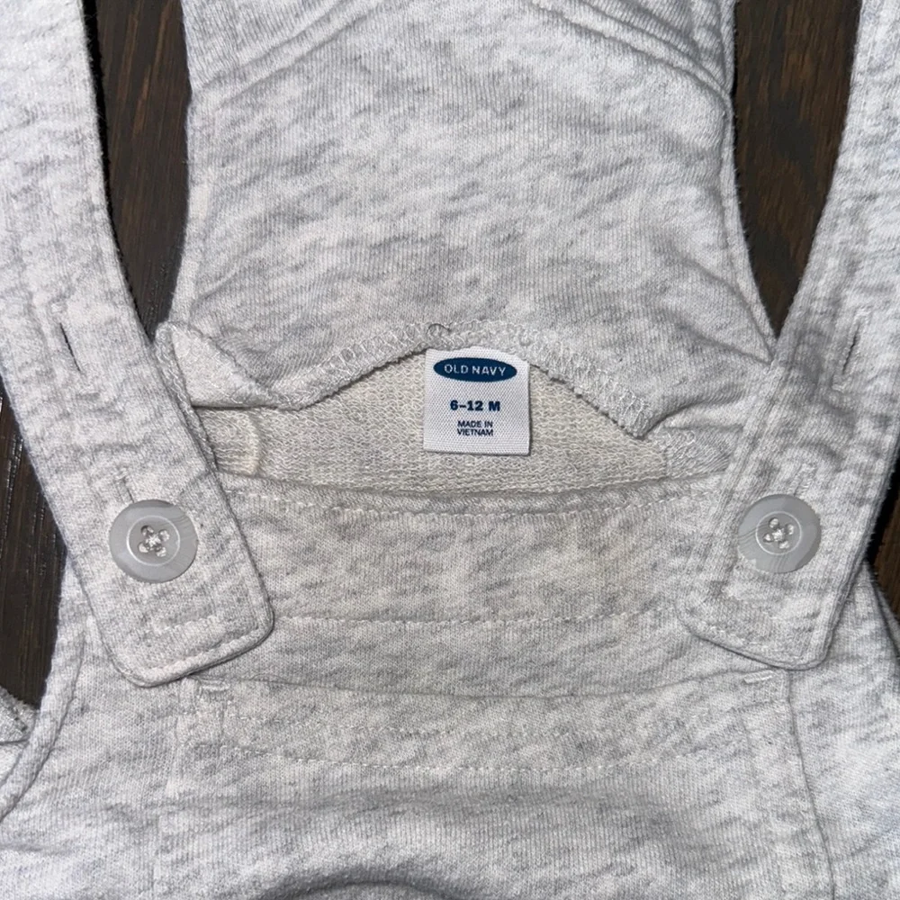 Old Navy Gray Sleeveless French Terry Shortalls | 6-12M